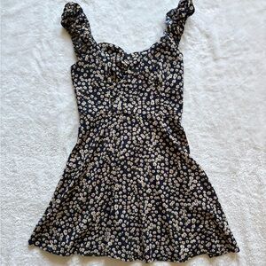 SHEIN Navy Floral Smocked Sundress with Cream Daisies